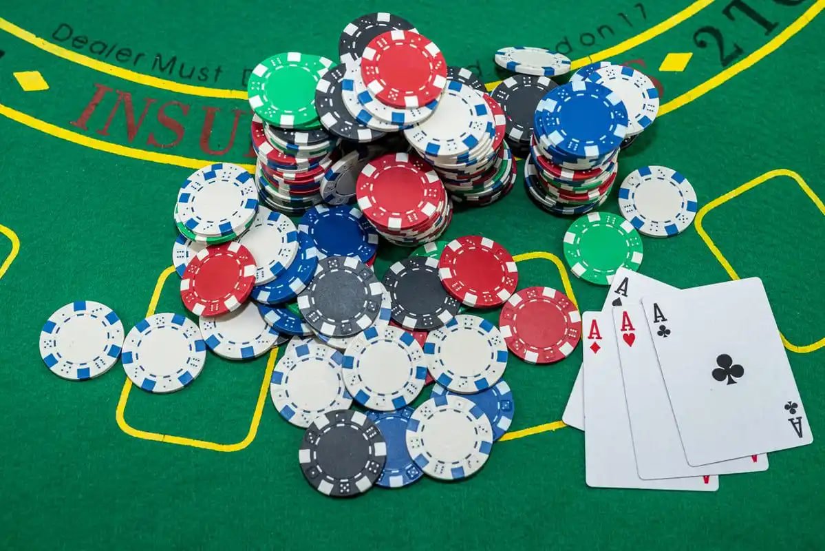 Antarmuka Number Pattern di platform kera 303 menampilkan pola angka dan riwayat sesi
